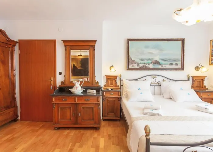 11063b Apartment Makarska